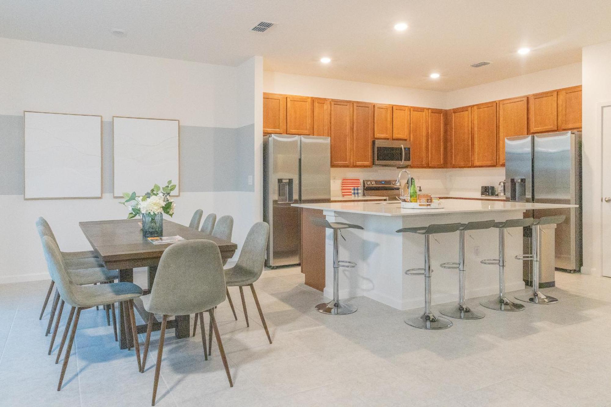 Waterfront Brand New Modern Luxury 8 Bedroom Pool House! Sleeps 16 キシミー エクステリア 写真