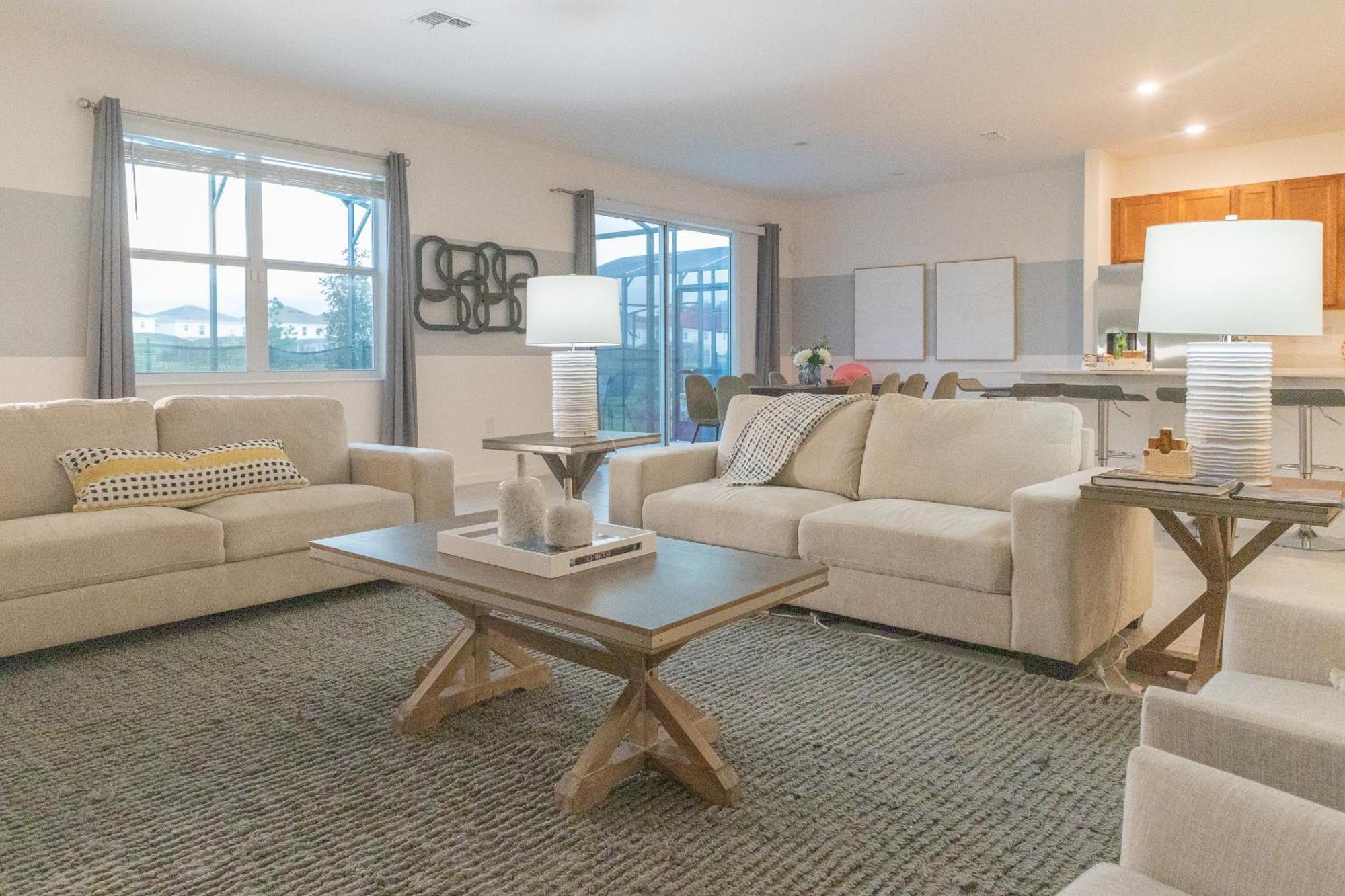 Waterfront Brand New Modern Luxury 8 Bedroom Pool House! Sleeps 16 キシミー エクステリア 写真